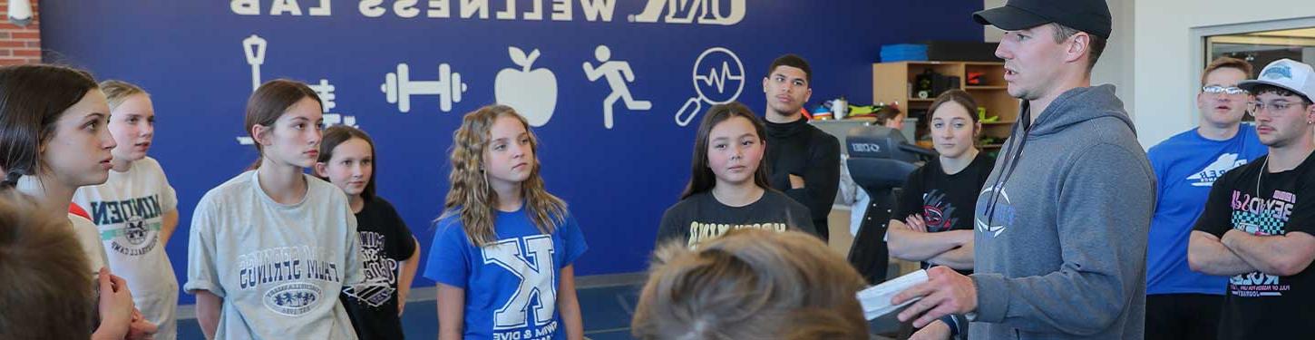 image of students in the physical activity wellness lab